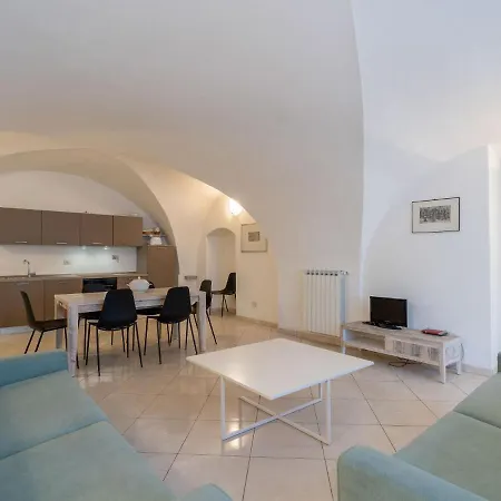 Timo By Interhome * Chiappa (Imperia)